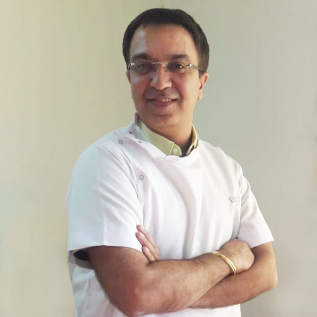 Dr. Aman Bhatia - Dentist Chandigarh